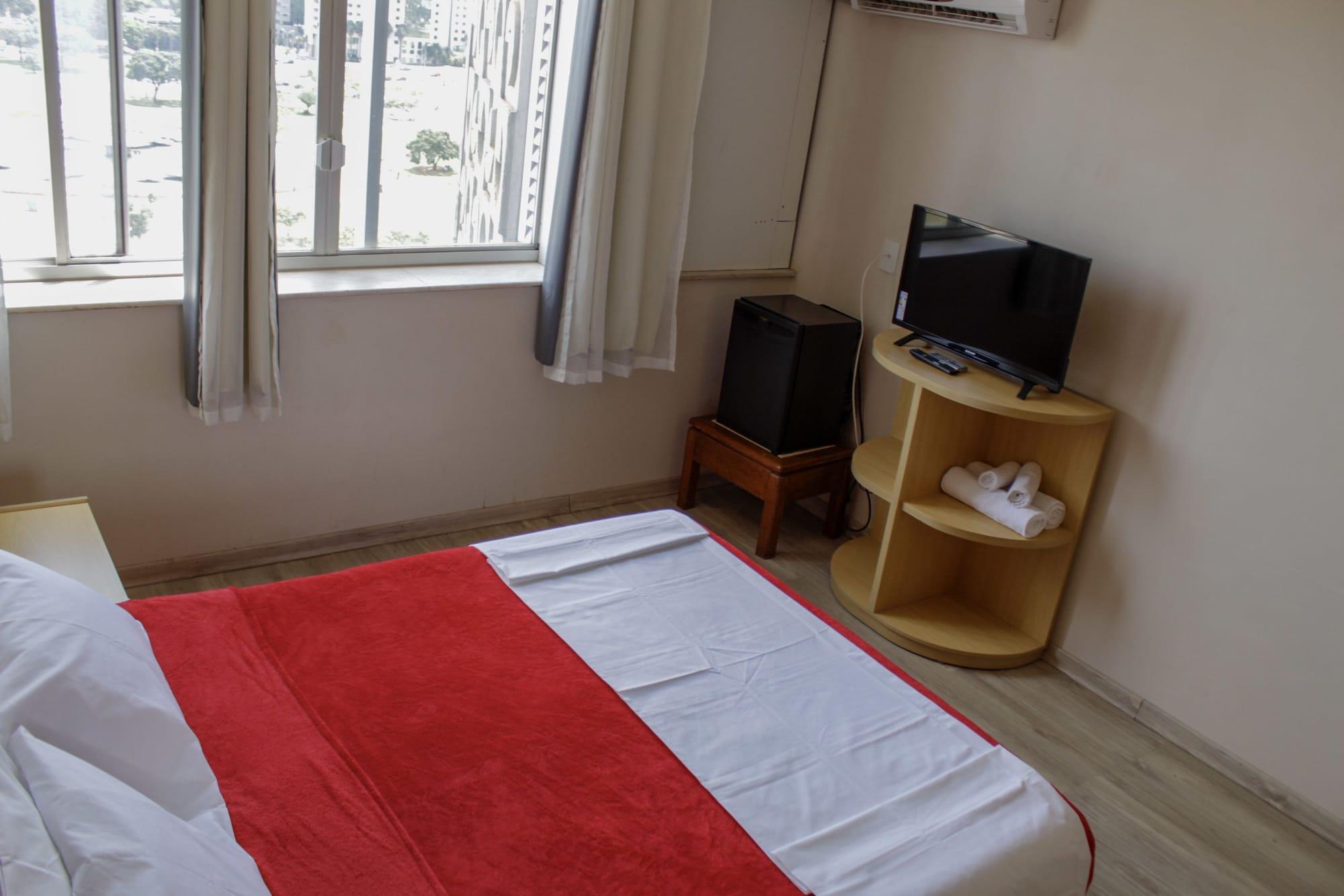 Airam Brasilia Hotel Bagian luar foto
