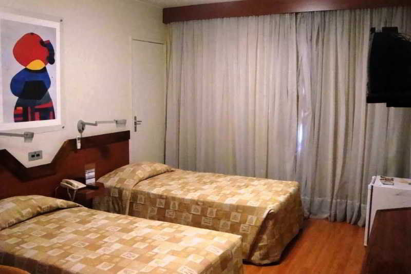 Airam Brasilia Hotel Bagian luar foto